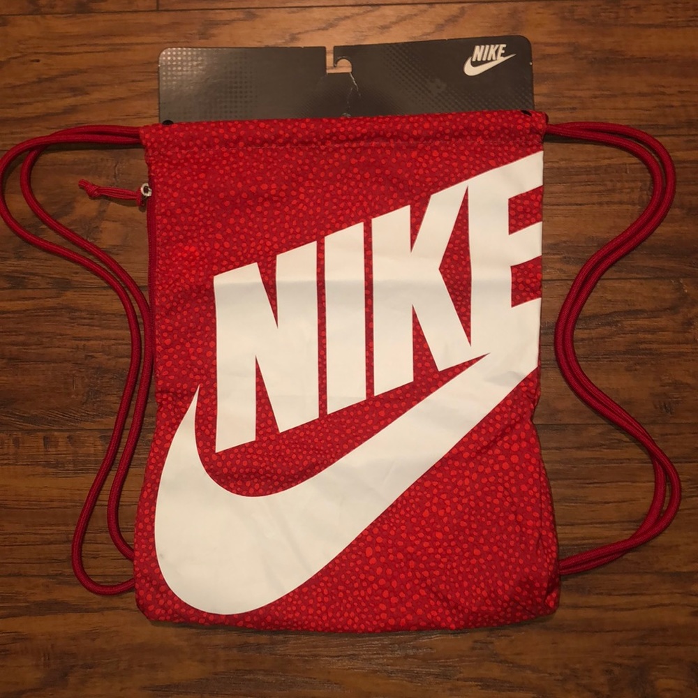 NWT Nike drawstring bag